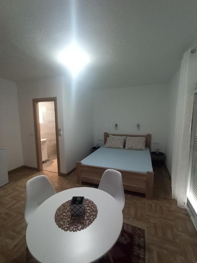 Lastva Holliday Rooms Budva Exterior foto