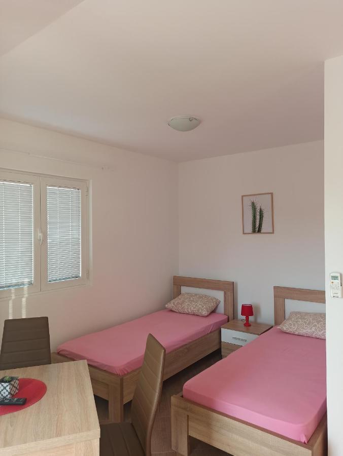 Lastva Holliday Rooms Budva Exterior foto