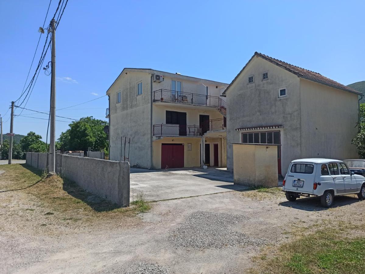 Lastva Holliday Rooms Budva Exterior foto